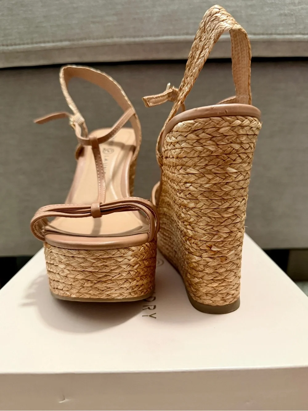 ☀️Chinese Laundry EVIE LOTTO in Sun-kissed nude Platform Wedge Sandals☀️